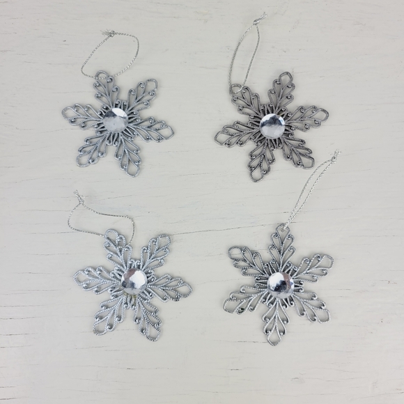 Vintage GANZ Snowflake Ornaments Crystal Expressions Set of 4 - Picture 8 of 11